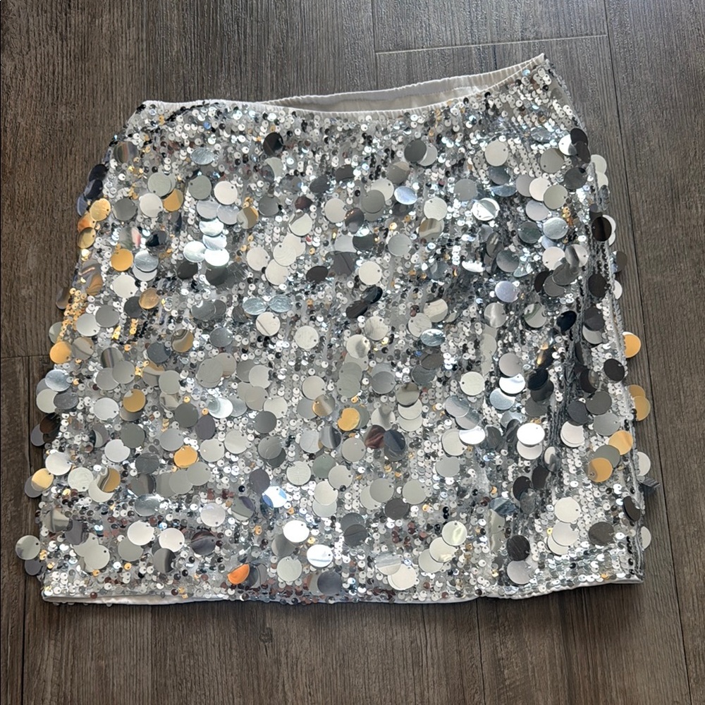 SHEIN Silver Sequin Mini Skirt for Cocktail Nights